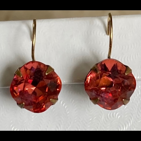 LIZ PAIACIOS Pink Crystal Pierced Earrings - Picture 13 of 14